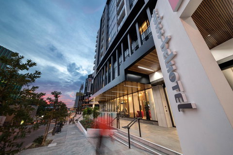 Courtyard By Marriott Brisbane South Bank - Accommodation Main Beach 0