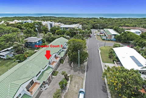 Growder Court 3 - Coolum Beach QLD - Accommodation Main Beach 1