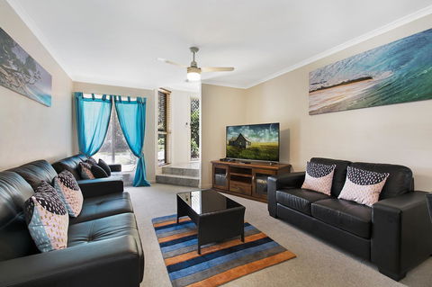 Growder Court 3 - Coolum Beach QLD - Accommodation Main Beach 0
