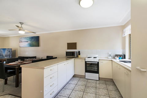 Growder Court 3 - Coolum Beach QLD - Accommodation Main Beach 31