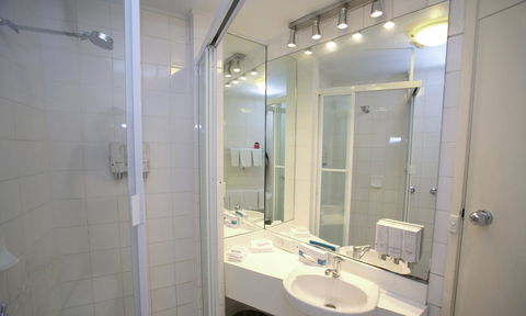 Madison Tower Mill Hotel - Accommodation Main Beach 10