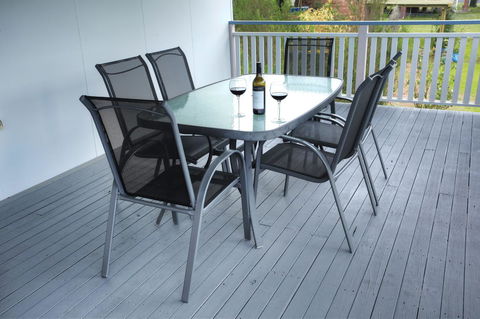 Apple Blossom Cottages - Accommodation Main Beach 14