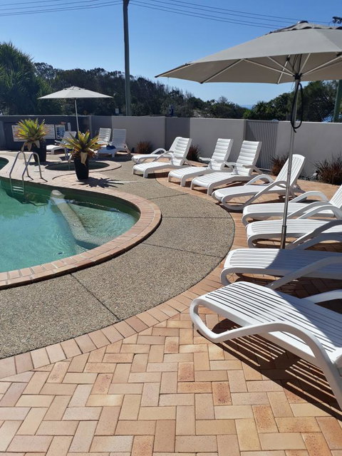 Pandanus Coolum Beach - Accommodation Main Beach 2