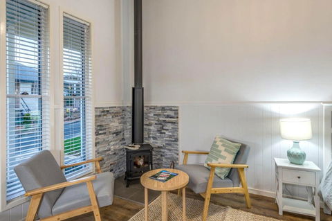 Hampton Estate Wines - Accommodation Main Beach 1