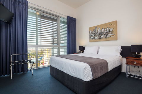 Oxygen Apartments - Accommodation Main Beach 20