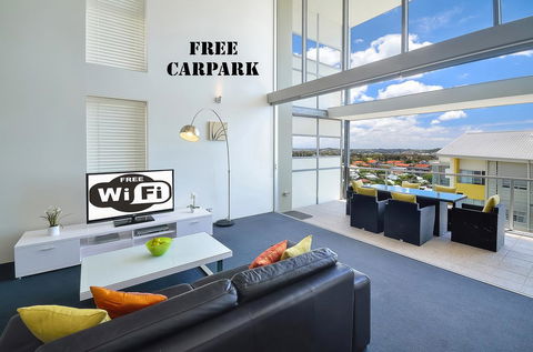 Oxygen Apartments - Accommodation Main Beach 3