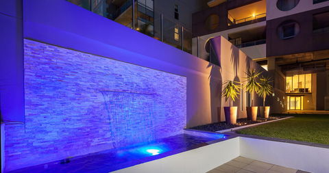 Oxygen Apartments - Accommodation Main Beach 27