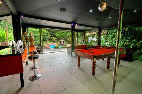 Misty Mountains Rainforest Retreat - Accommodation Main Beach 24