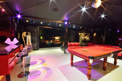 Misty Mountains Rainforest Retreat - Accommodation Main Beach 6