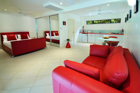 Misty Mountains Rainforest Retreat - Accommodation Main Beach 2