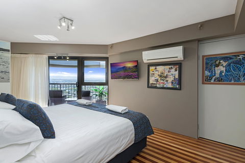 Burleigh Esplanade Apartments - Accommodation Main Beach 32