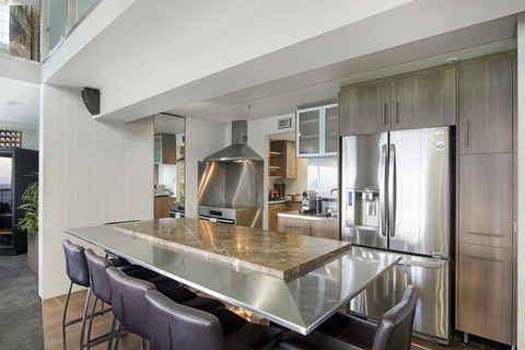 Burleigh Esplanade Apartments - Accommodation Main Beach 18