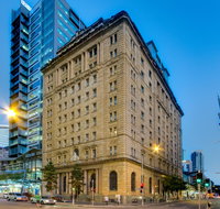 MacArthur Chambers - Accommodation Main Beach