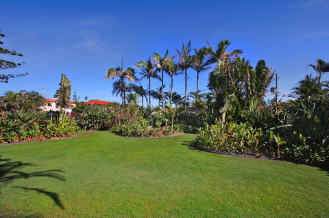 Spindrift On The Beach - Absolute Beachfront - Accommodation Main Beach 24