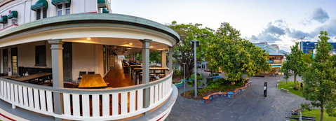 Hides Hotel - Accommodation Main Beach 4