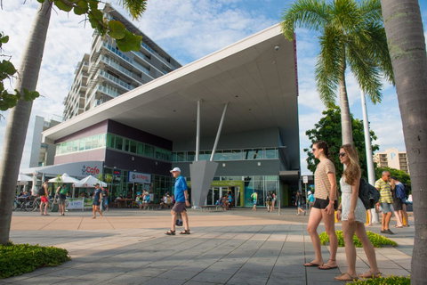 Hides Hotel - Accommodation Main Beach 41