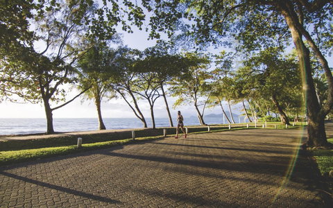 Hides Hotel - Accommodation Main Beach 39