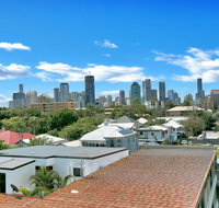 Kangaroo Point Central Hotel  Apartments - Accommodation Main Beach