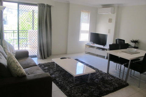 Spring Hill Mews Apartments - Accommodation Main Beach 14