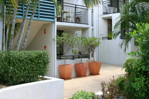 Spring Hill Mews Apartments - Accommodation Main Beach 37