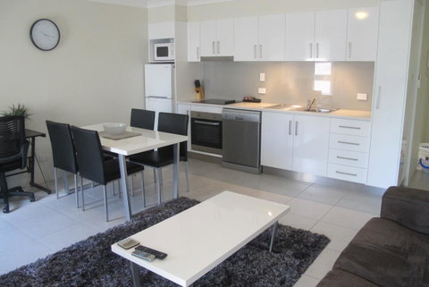 Spring Hill Mews Apartments - Accommodation Main Beach 15