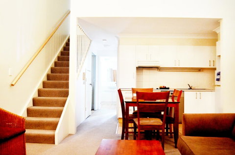 Spring Hill Mews Apartments - Accommodation Main Beach 20