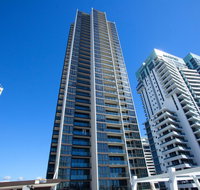 High Floor Ocean View Suites Broadbeach - Accommodation Main Beach
