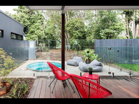 Sam's Buderim Mountain Guest House - Accommodation Main Beach 7