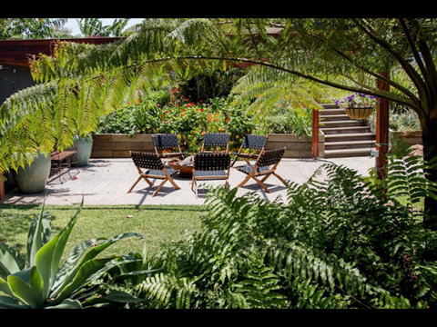 Sam's Buderim Mountain Guest House - Accommodation Main Beach 27