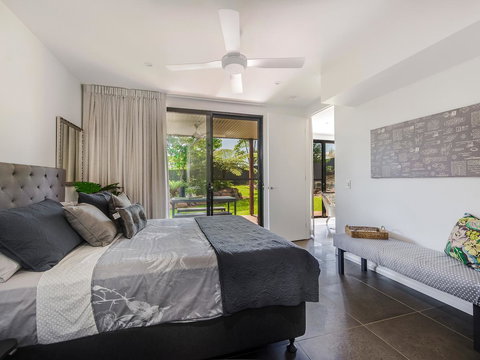 Sam's Buderim Mountain Guest House - Accommodation Main Beach 15