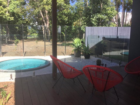Sam's Buderim Mountain Guest House - Accommodation Main Beach 9