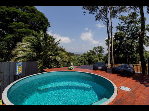 Sam's Buderim Mountain Guest House - Accommodation Main Beach 14