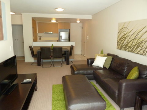 Terrace On Gregory Apartments - Accommodation Main Beach 4