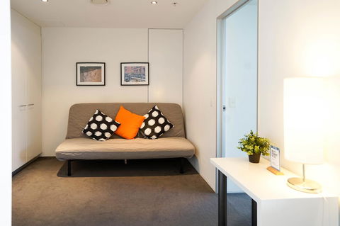 Circle On Cavill Surfers Paradise Apartments-Holiday Paradise - Accommodation Main Beach 8