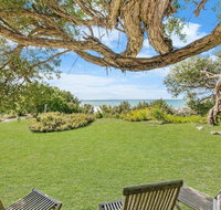 Waters Edge - Accommodation Main Beach