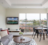 Waterside Mosman Bay Apartment w Stunning Views - Accommodation Main Beach