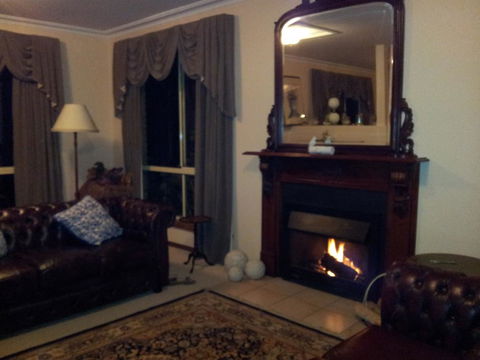 Waterview Gardens B&B - Accommodation Main Beach 3