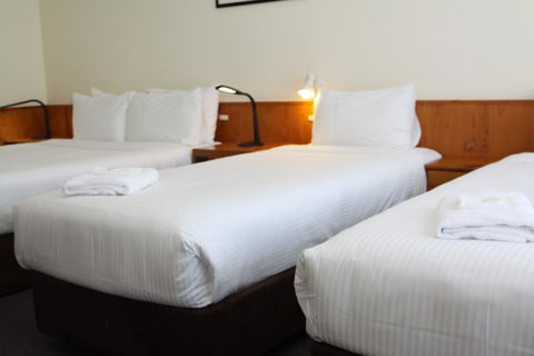 Waterview Gosford Motor Inn - Accommodation Main Beach 2