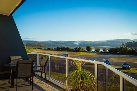 Waterview Luxury Apartments - Accommodation Main Beach 3