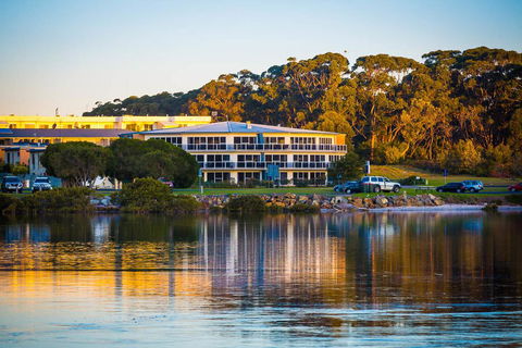 Waterview Luxury Apartments - Accommodation Main Beach 0