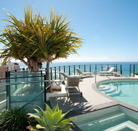 Wave Apartments Broadbeach - Accommodation Main Beach