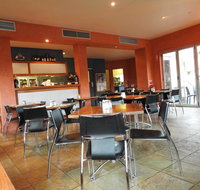 Waves Luxury Suites - Accommodation Main Beach