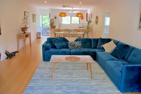 Wayfarer Apartment, In The Heart Of Port Douglas - Accommodation Main Beach 2