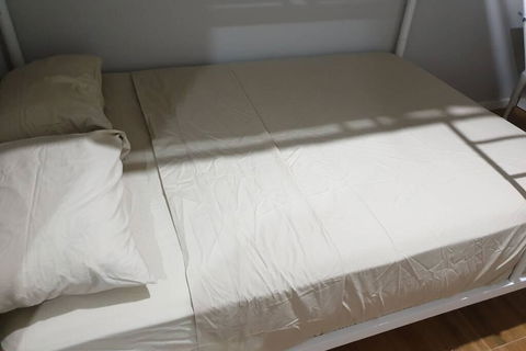 Weaver Heaven - Accommodation Main Beach 3