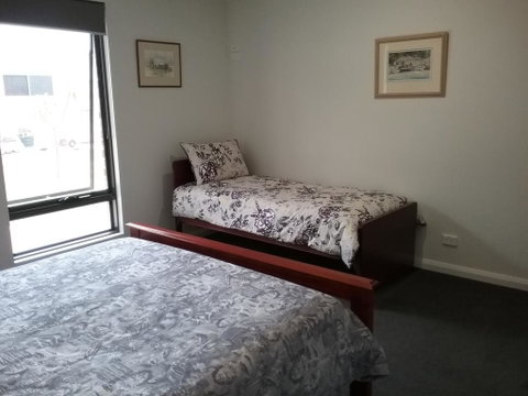 Wentworth Wharf B&B - Accommodation Main Beach 0