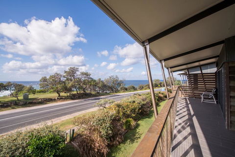 Werai - Accommodation Main Beach 3
