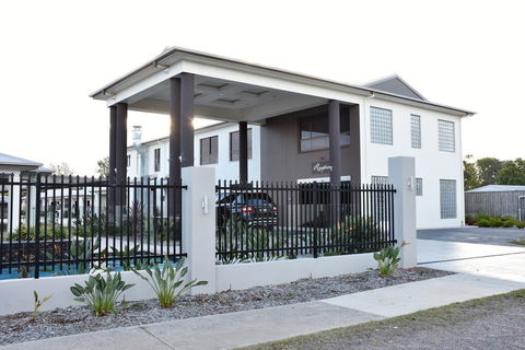 Western Downs Motor Inn - Accommodation Main Beach 0