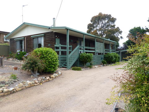 Westward - Accommodation Main Beach 0