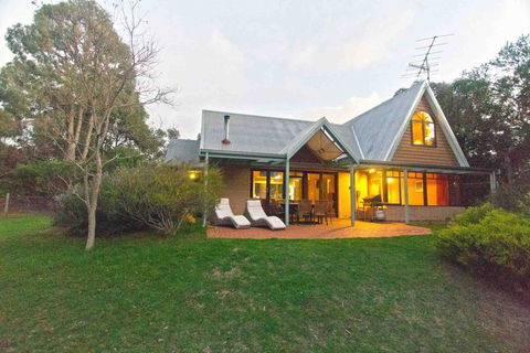 Westwood Cottage - Accommodation Main Beach 0