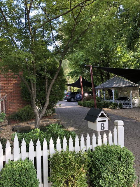 Westwood Lodge Apartments - Accommodation Main Beach 0